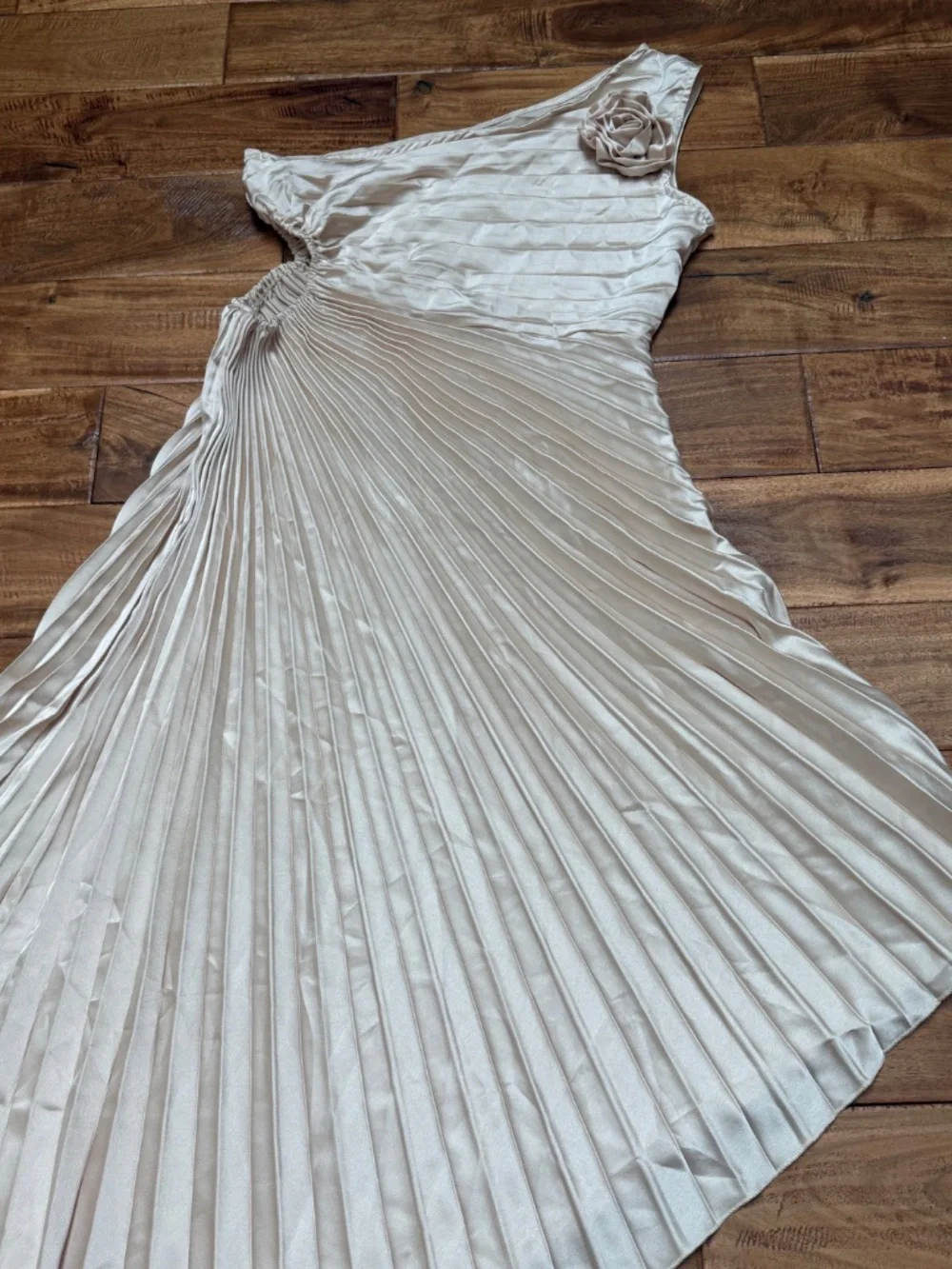 Champagne One Shoulder Pleated Dress 3D Rosette Size S/M